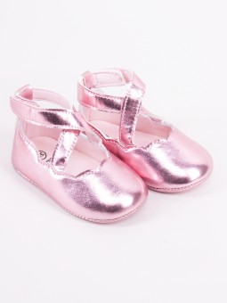 Baby girl shoes pink glossy