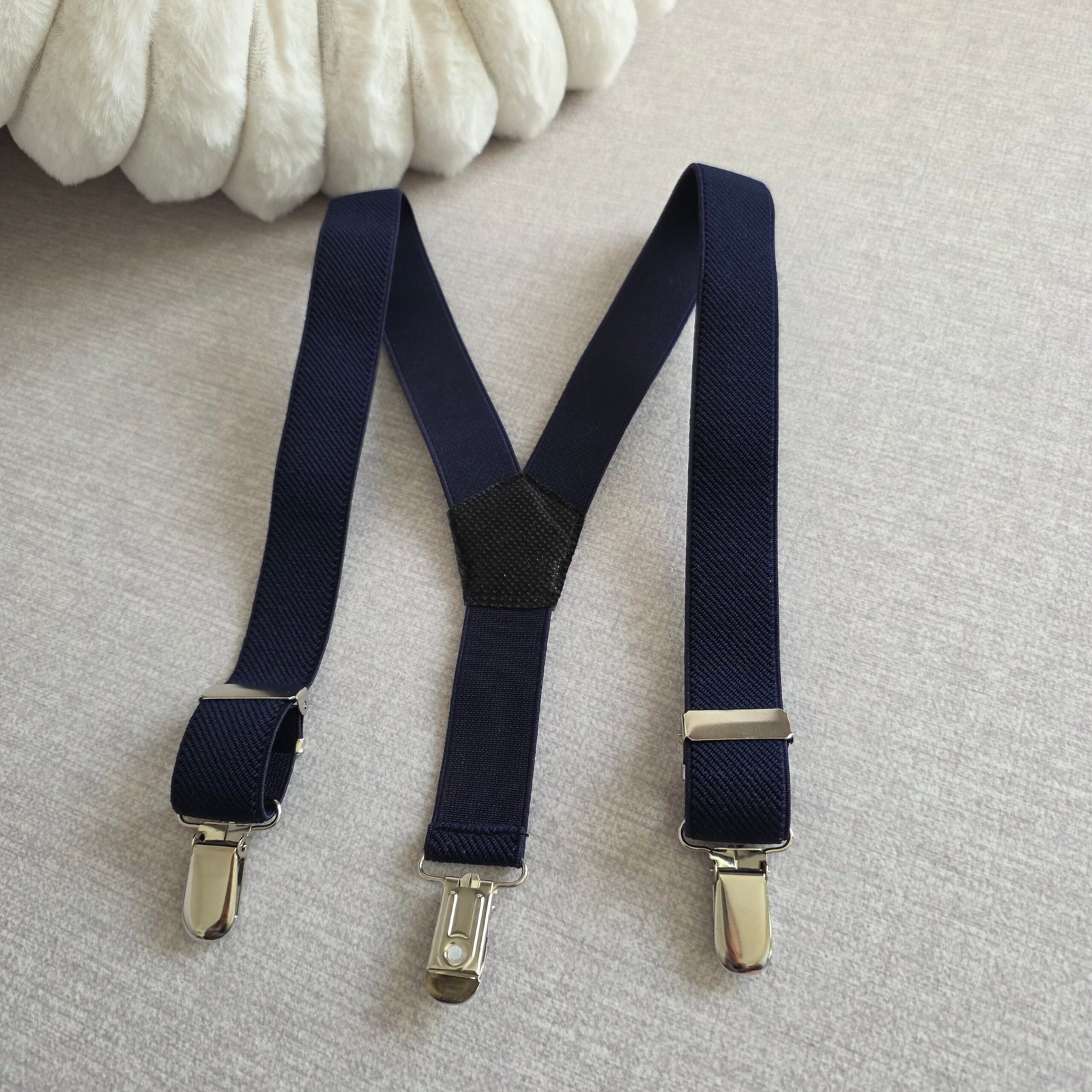 Tamsiai mėlynos vaikiškos petnešos